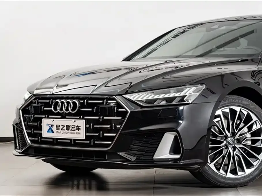 Audi A7L — фото 9