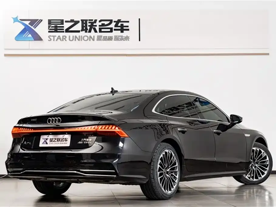 Audi A7L — фото 4
