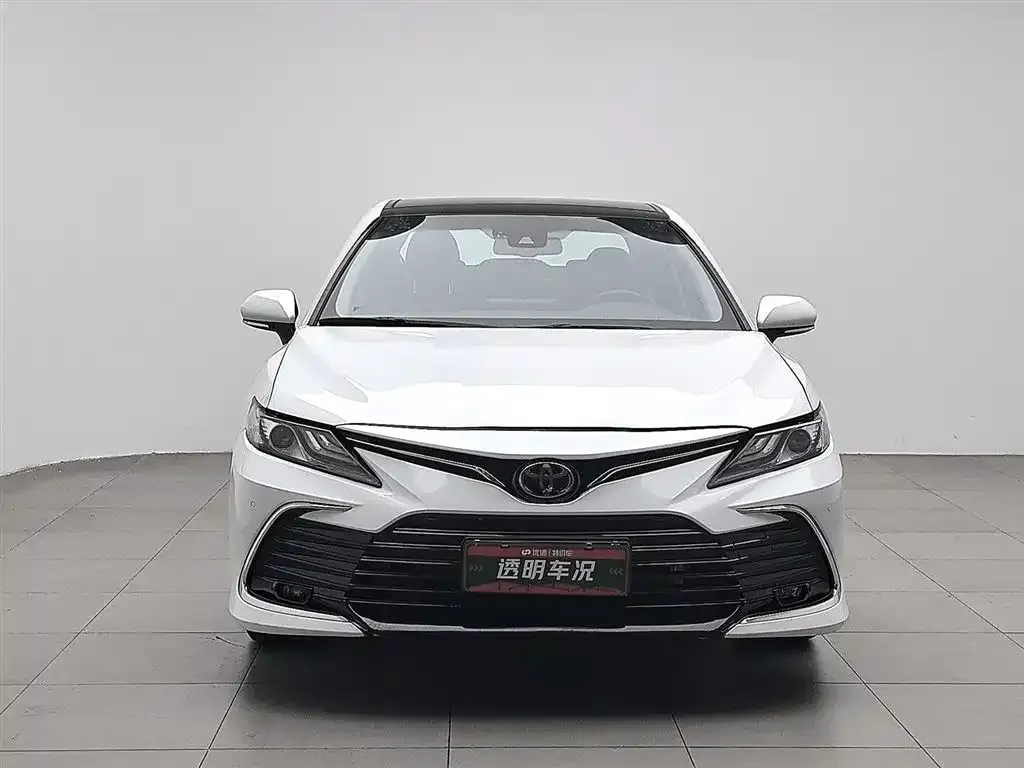 Toyota Camry 2023 из CN, фото 6