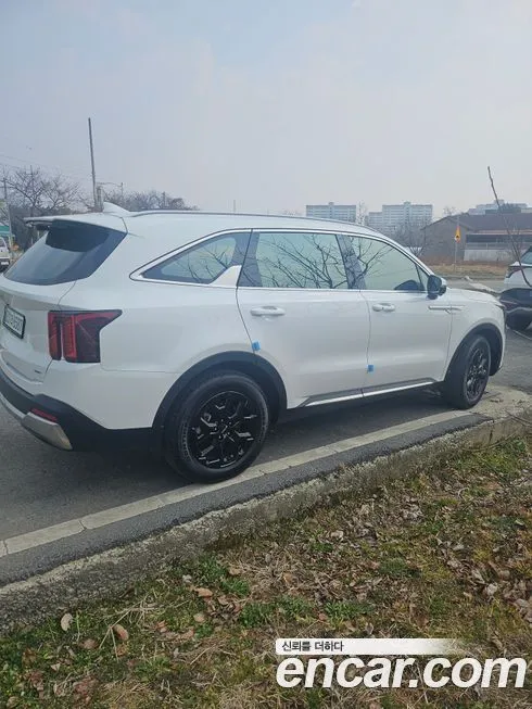 Kia Sorento — фото 3