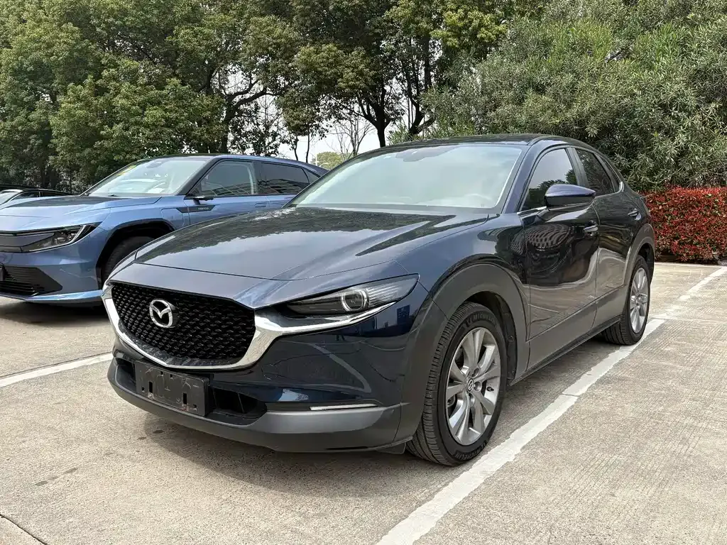 Mazda CX-30 — фото 1