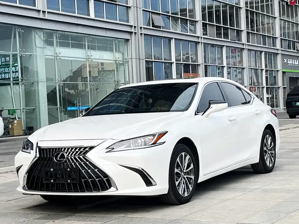 Lexus ES 2024 из CN, фото 7