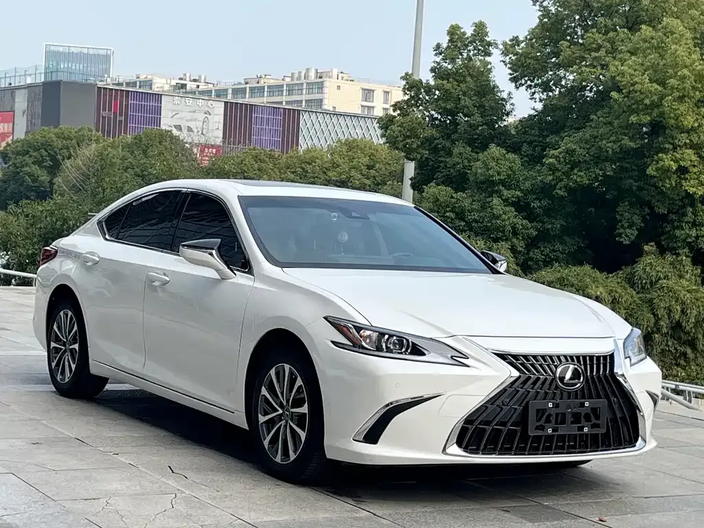 Lexus ES 2024 из CN, фото 8