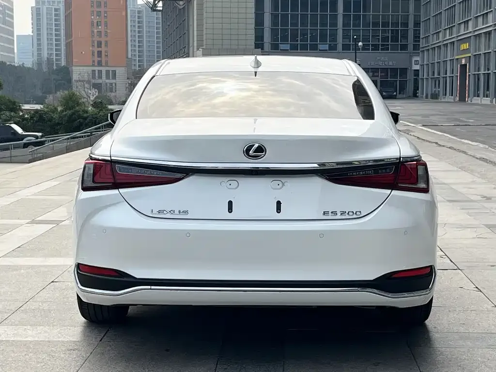 Lexus ES 2024 из CN, фото 2