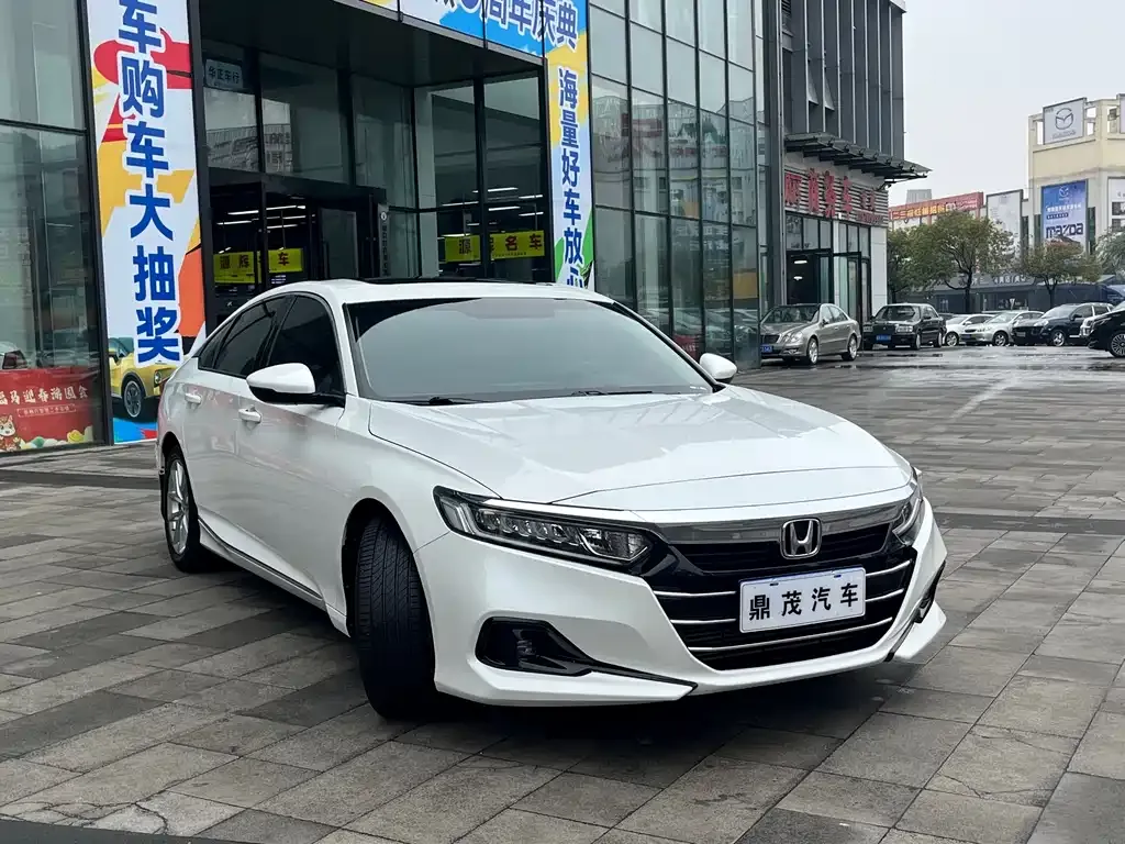 Honda Accord — фото 5