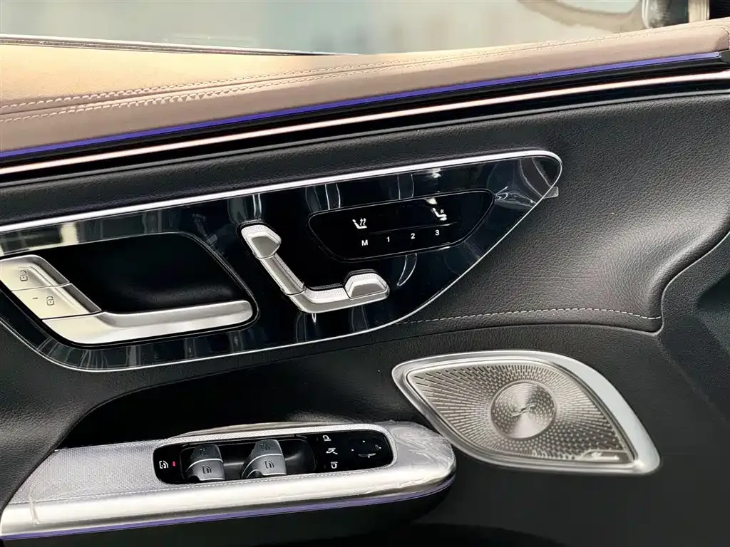 Mercedes-Benz EQE 2025 из CN, фото 4