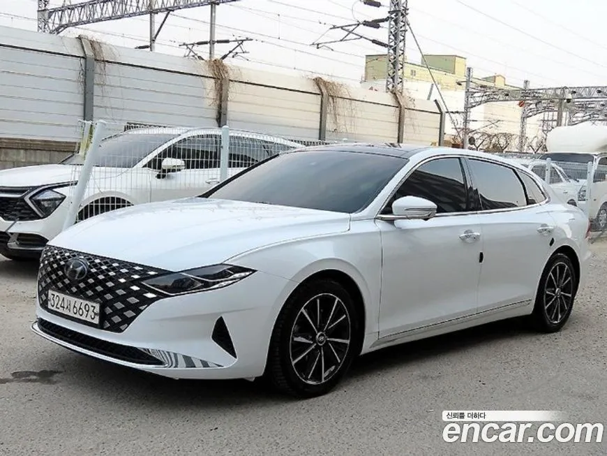 Hyundai Grandeur 2021 из KR, фото 2