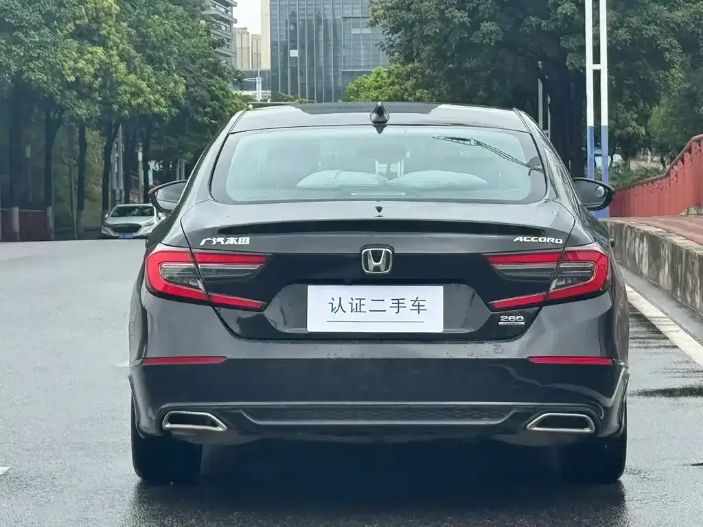 Honda Accord — фото 5