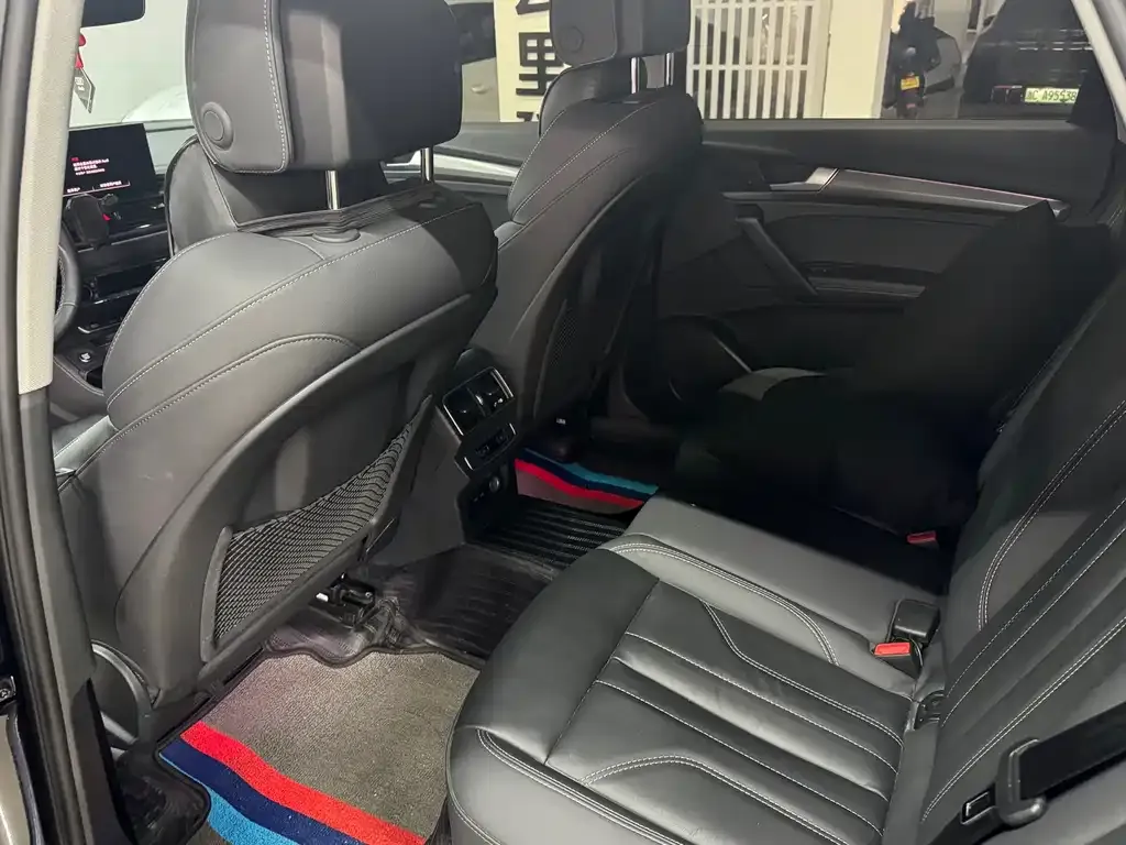 Audi Q5L 2022 из CN, фото 5
