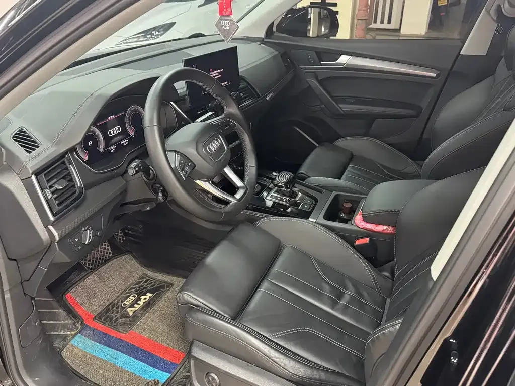 Audi Q5L 2022 из CN, фото 9