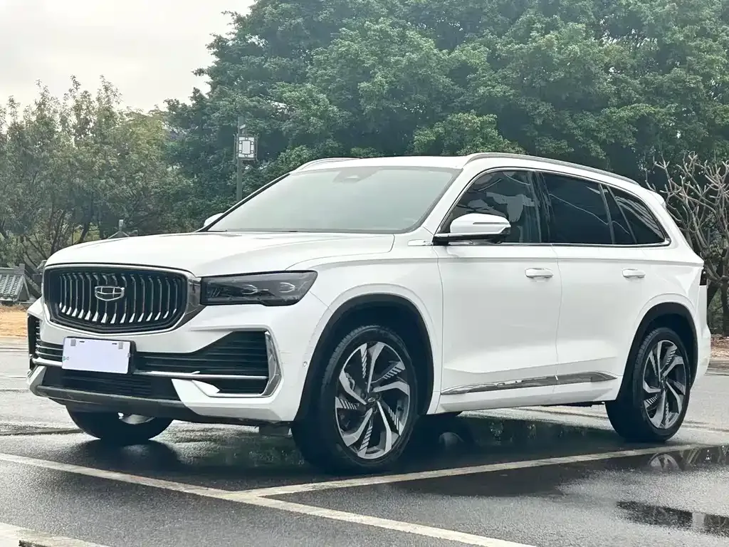 Geely Xingyue L — фото 1