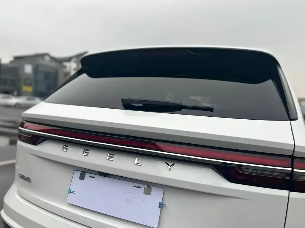 Geely Xingyue L — фото 3