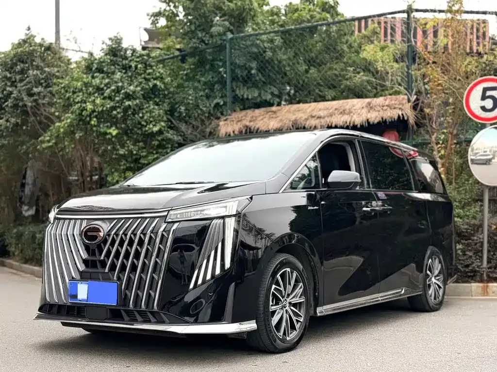 GAC Motor Trumpchi M8 — фото 1