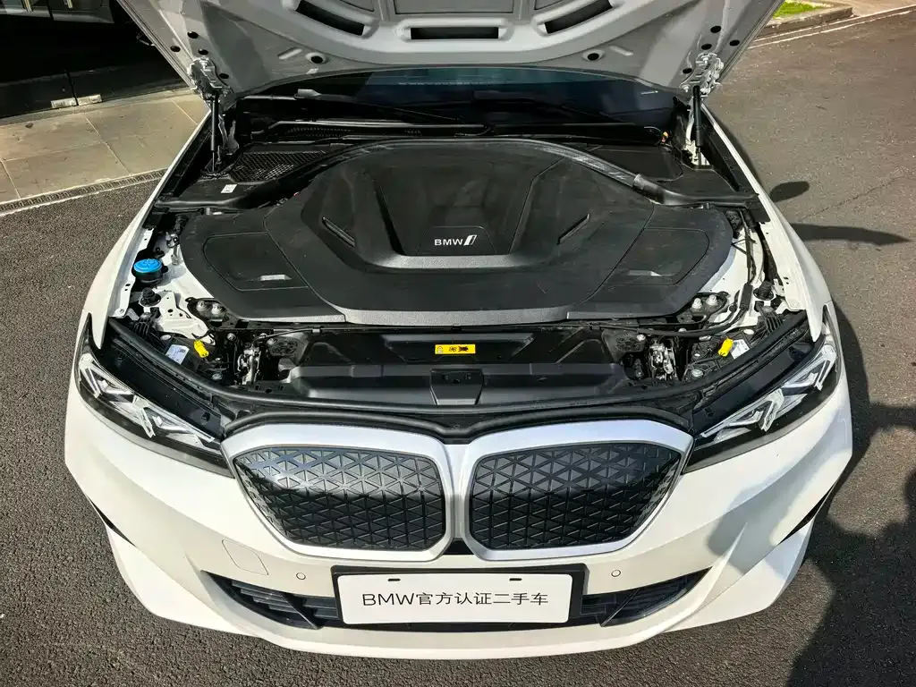 BMW i3 2024 из CN, фото 4