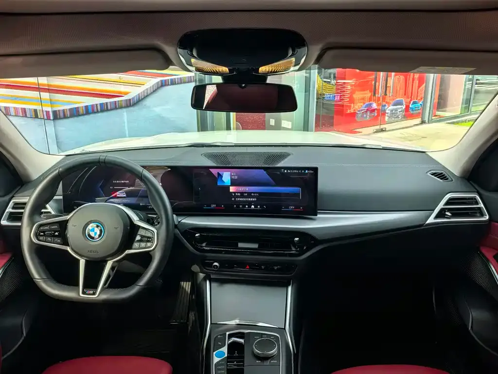 BMW i3 2024 из CN, фото 3