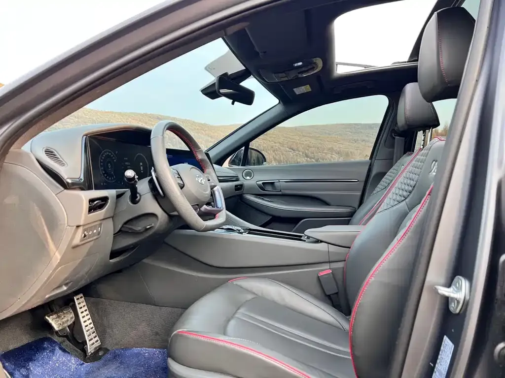 Hyundai Sonata 2022 из CN, фото 7