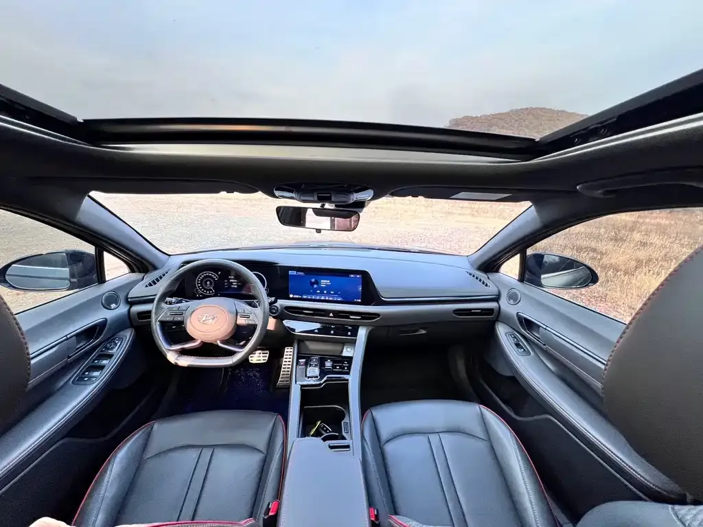 Hyundai Sonata 2022 из CN, фото 2