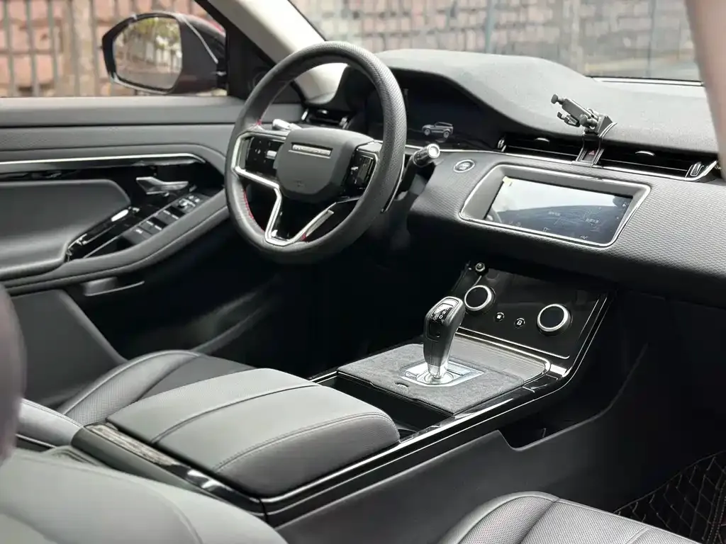 Land Rover Evoque — фото 9