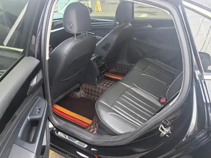 Volkswagen Passat — фото 4