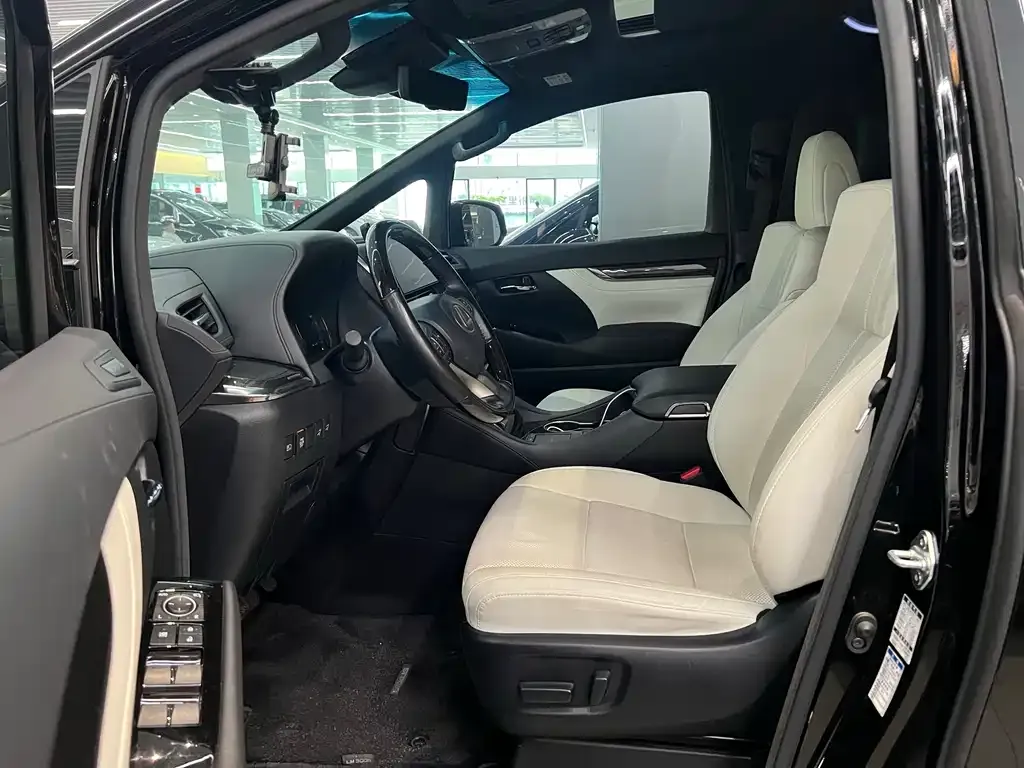 Lexus LM 2021 из CN, фото 9