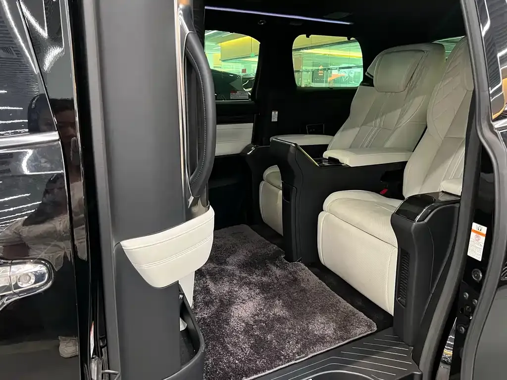 Lexus LM 2021 из CN, фото 2