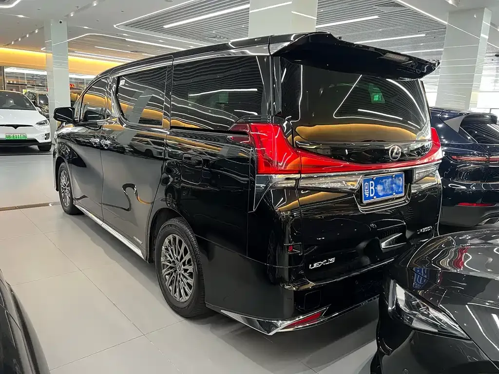 Lexus LM 2021 из CN, фото 7