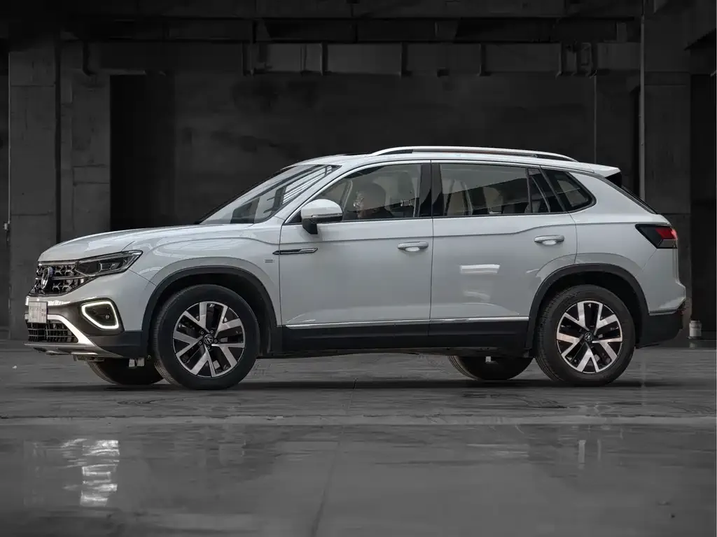 Volkswagen Tayron 2023 из CN, фото 1