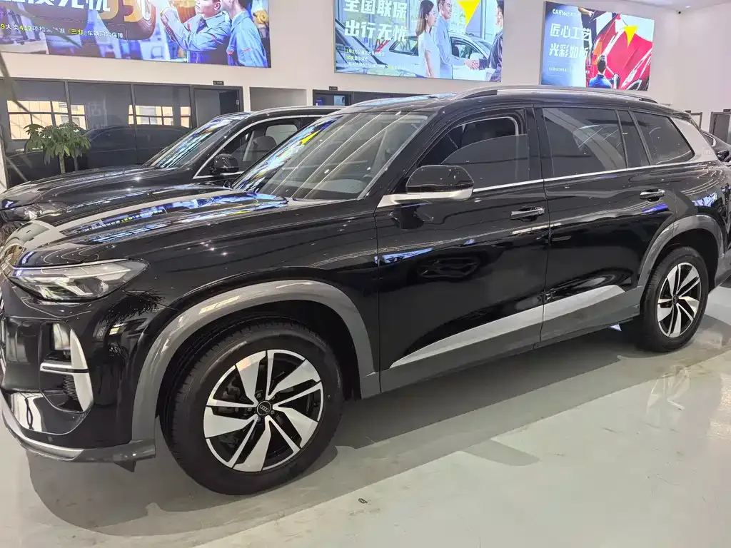 Audi Q6 2024 из CN, фото 1