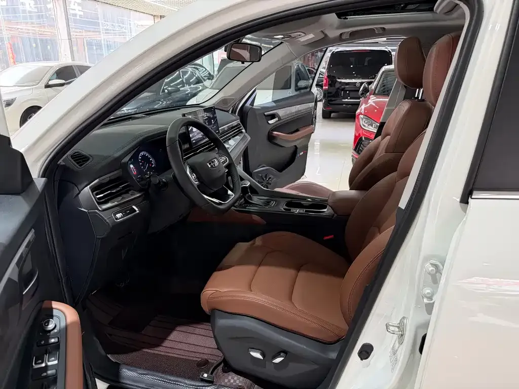 Geely Vision X6 2023 из CN, фото 6