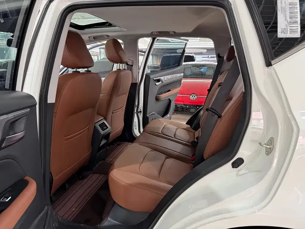 Geely Vision X6 2023 из CN, фото 10