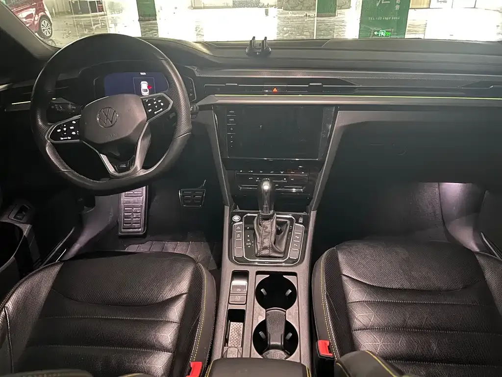 Volkswagen CC 2023 из CN, фото 3