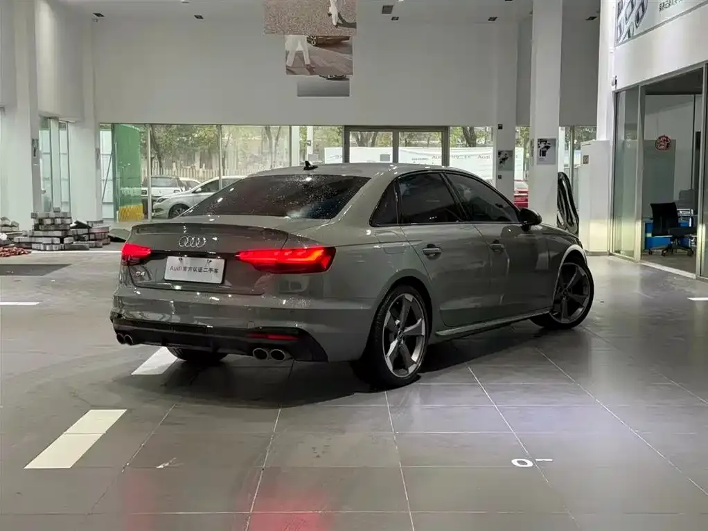 Audi S4 2021 из CN, фото 5