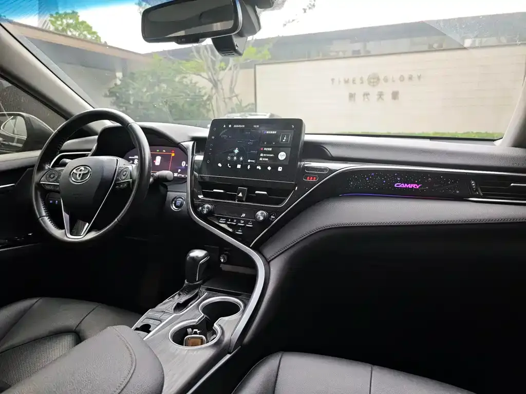 Toyota Camry 2021 из CN, фото 6