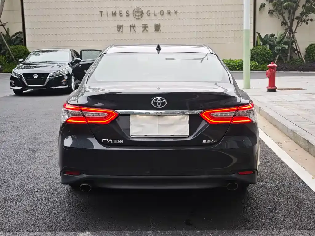 Toyota Camry 2021 из CN, фото 9