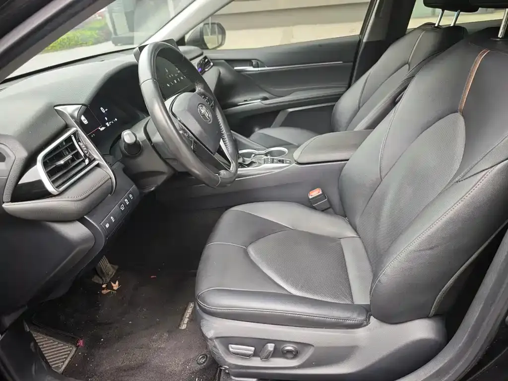 Toyota Camry 2021 из CN, фото 7