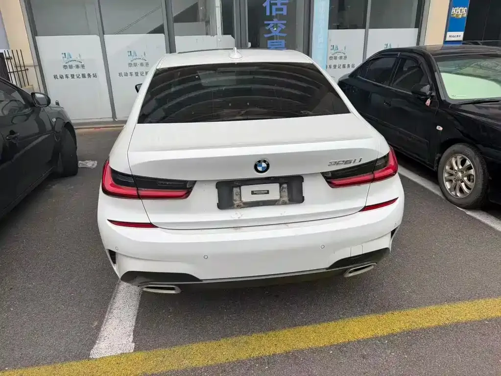 BMW 3 Series 2021 из CN, фото 7