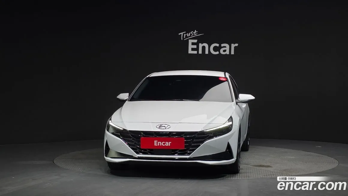 Hyundai AVANTE — фото 3