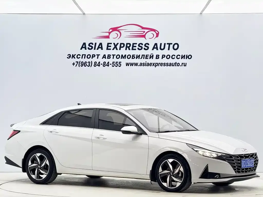 Hyundai Elantra 2023 из CN, фото 4
