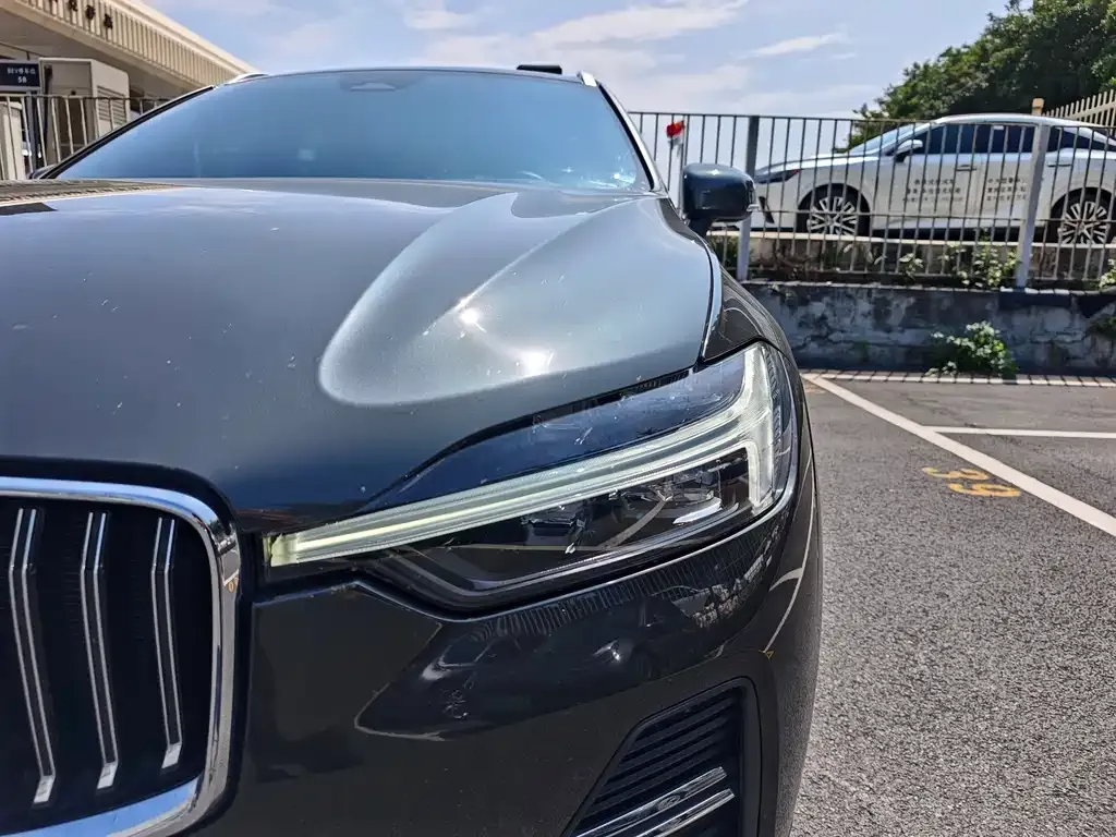 Volvo XC60 2021 из CN, фото 3