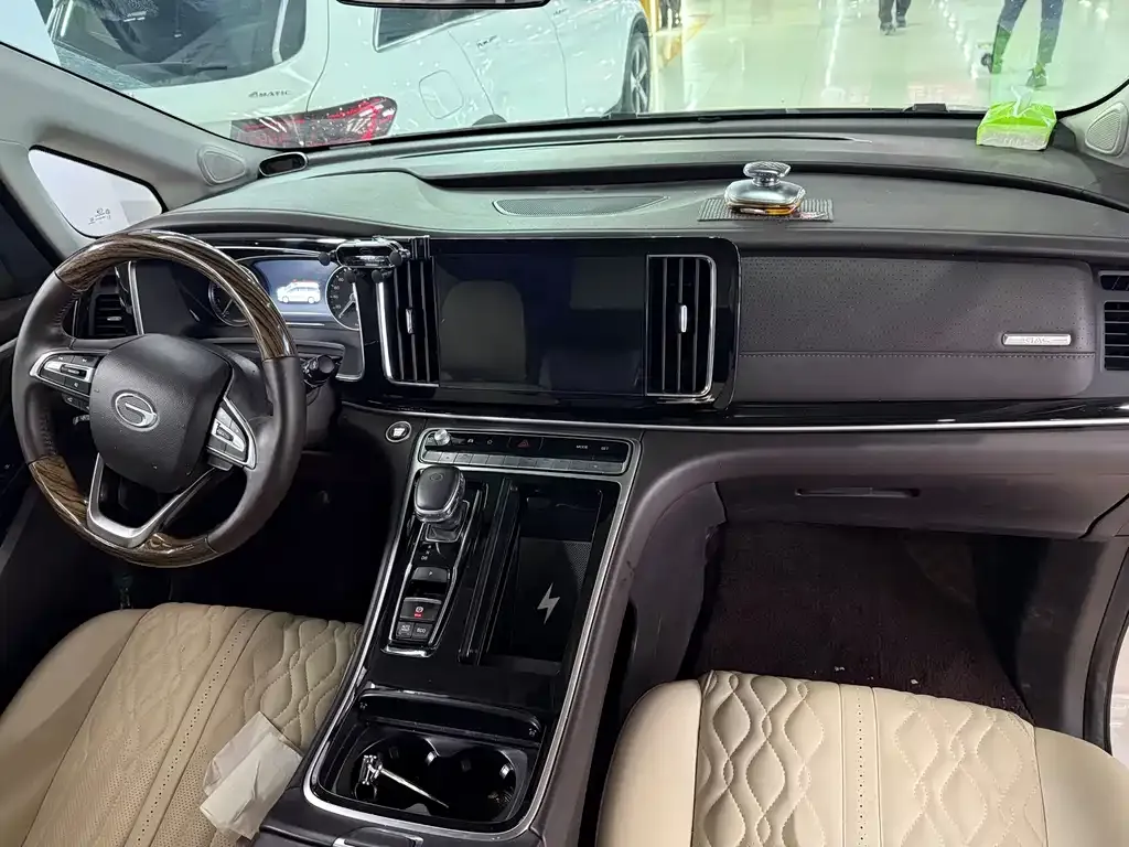 GAC Motor Trumpchi M8 — фото 2