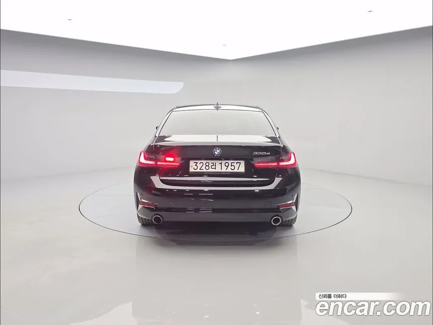 BMW 3-Series 2021 из KR, фото 7