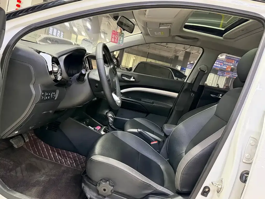 Kia KX1 2022 из CN, фото 4