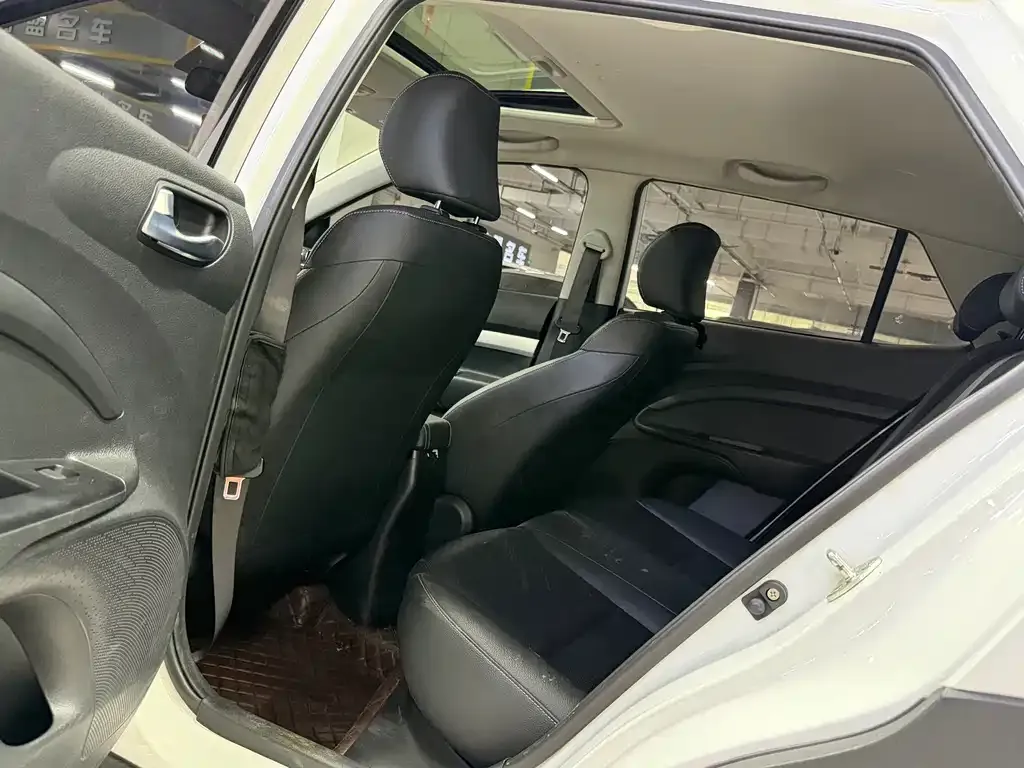 Kia KX1 2022 из CN, фото 2