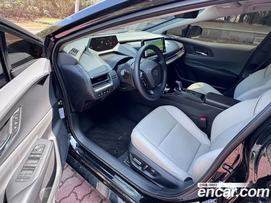 Toyota Prius — фото 2