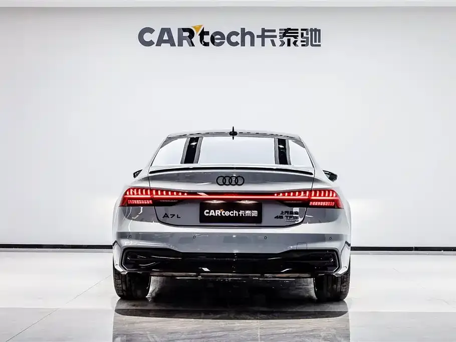 Audi A7L — фото 7