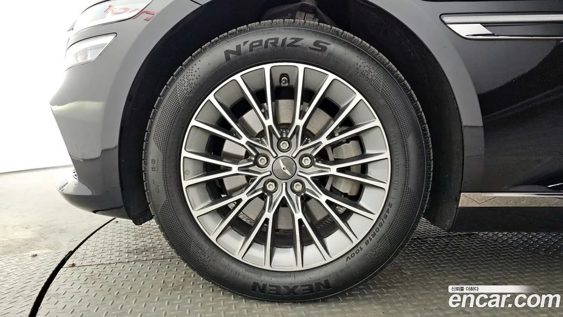 Genesis G80 — фото 10