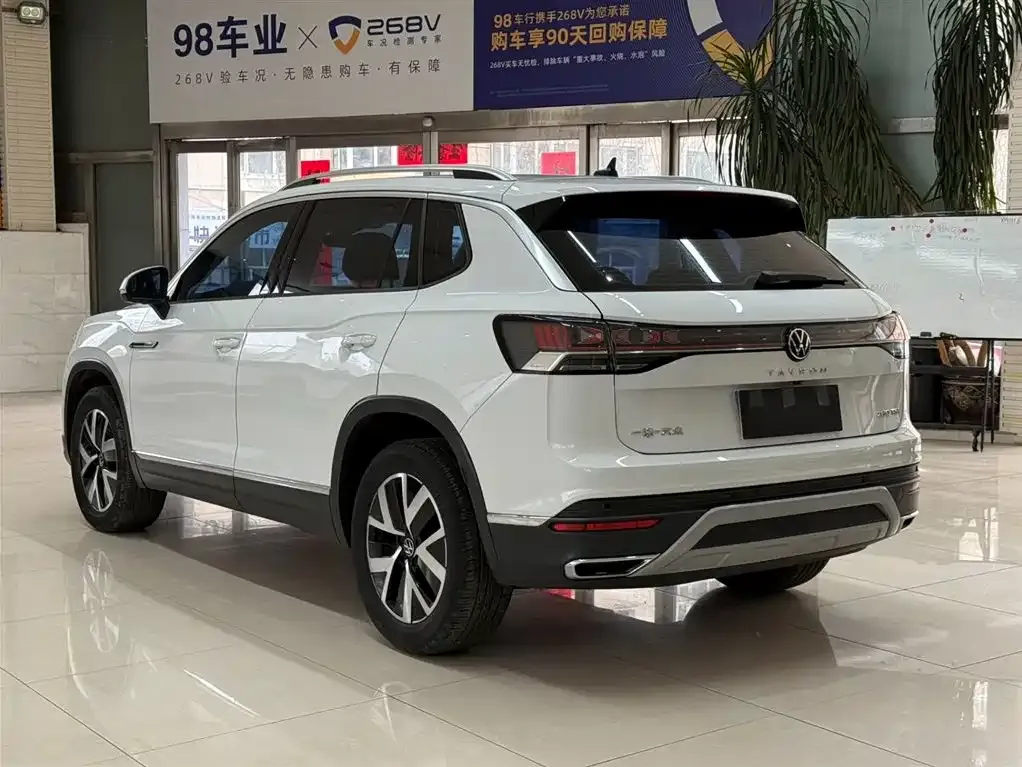 Volkswagen Tayron 2023 из CN, фото 4
