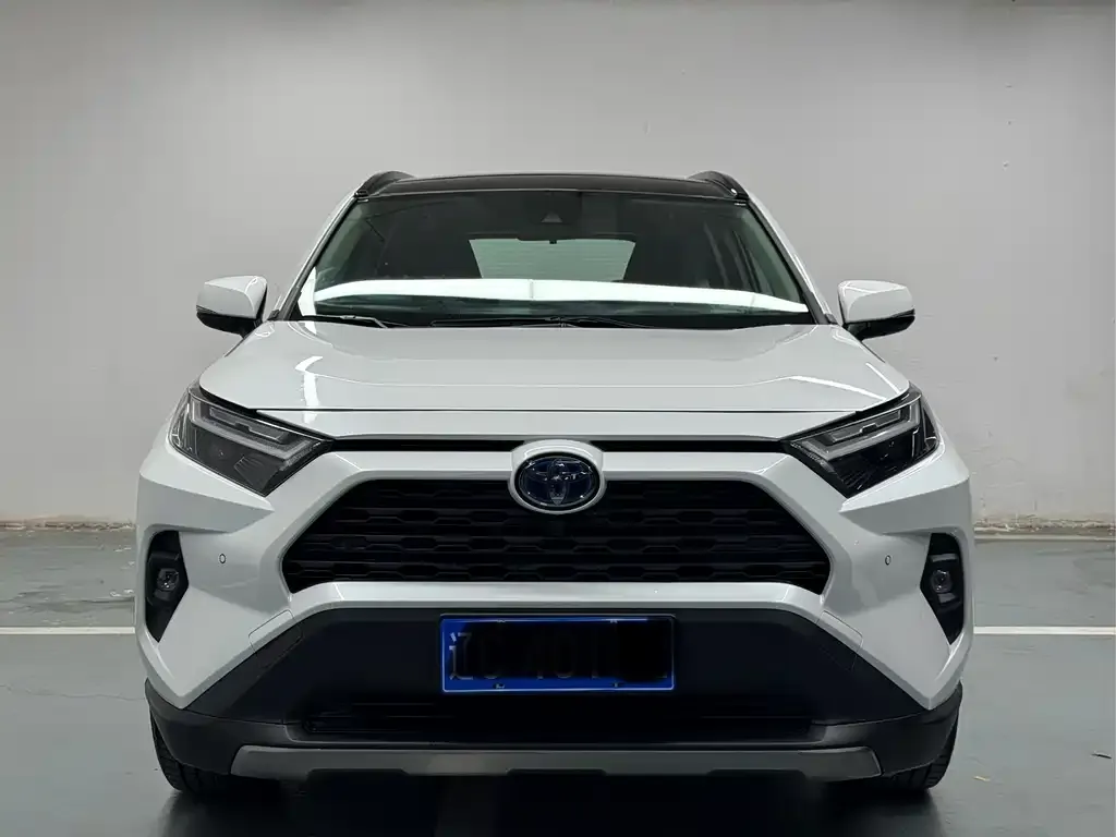 Toyota RAV4 2025 из CN, фото 1
