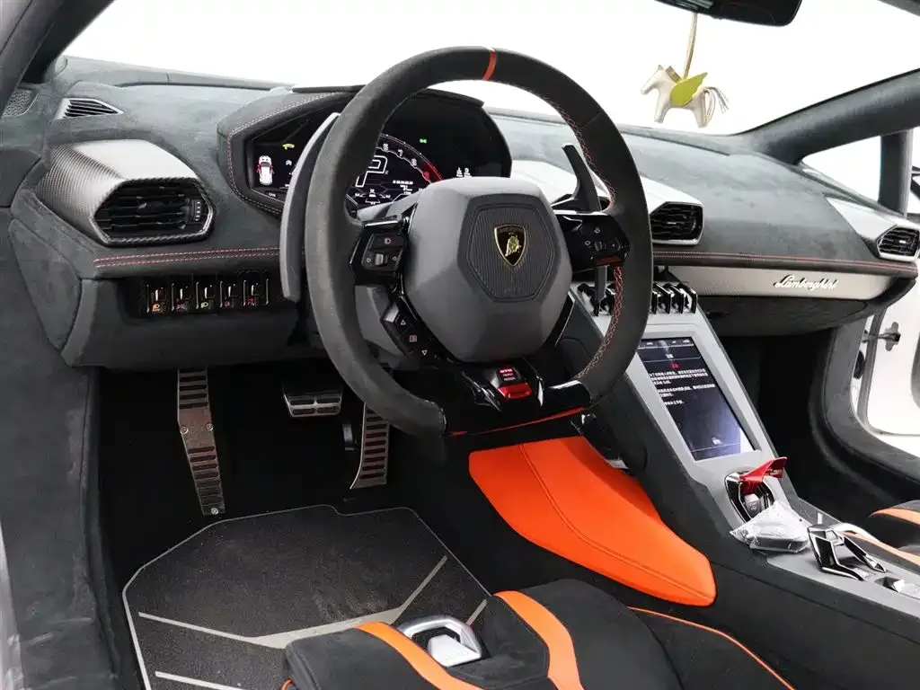 Lamborghini Huracan — фото 6