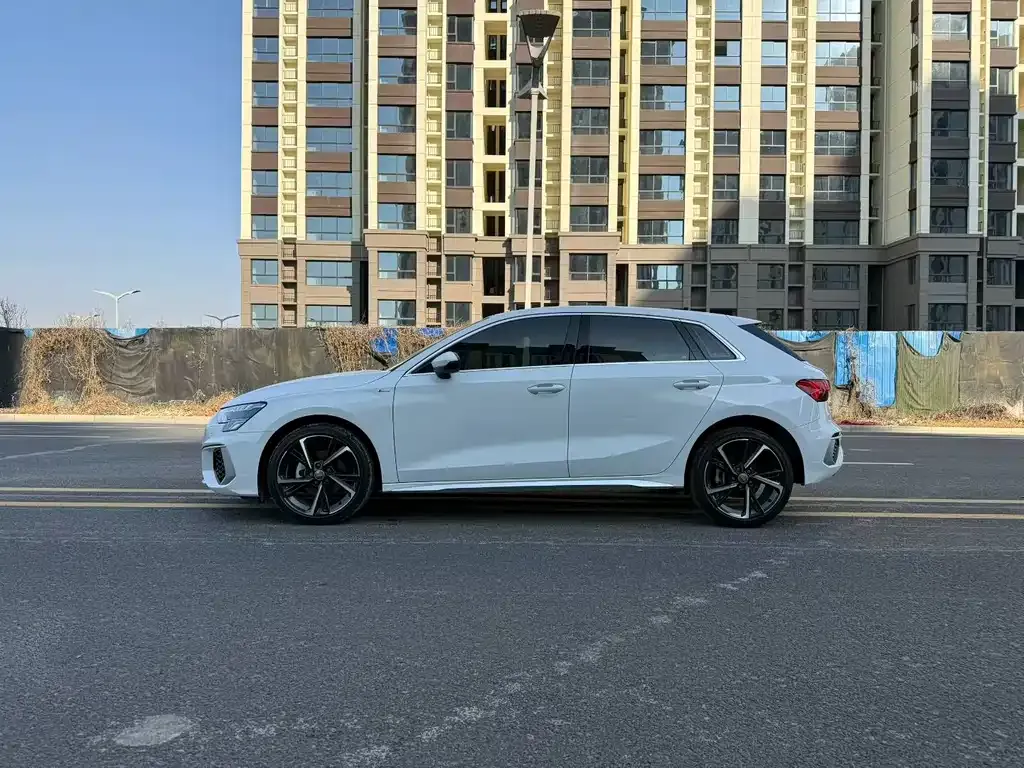 Audi A3 2022 из CN, фото 5